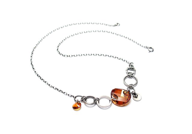 Monetka  /cognac / naszyjnik