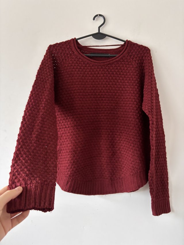 Bordowy sweter Vero Moda • gruby splot • miękki akryl • klasyczny krój M L