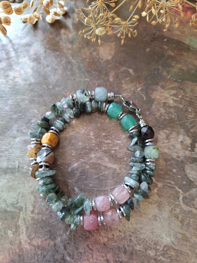 Naszyjnik mix kamieni z kryształem górskim z dodatkiem rutylu