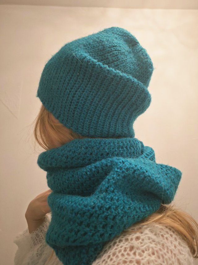 Zestaw czapki-szalik  moherowej