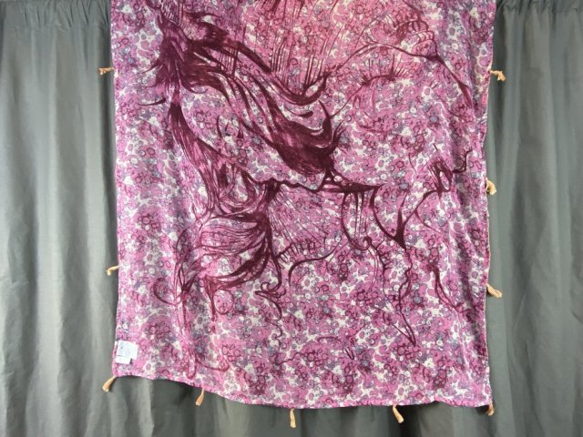 Culture chusta z kobietą