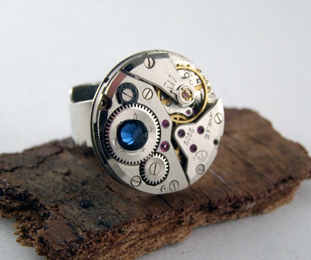 Mechaniczny pierścionek 161