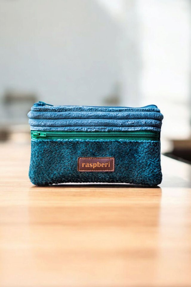 Turkusowo-zielony portfel z weluru