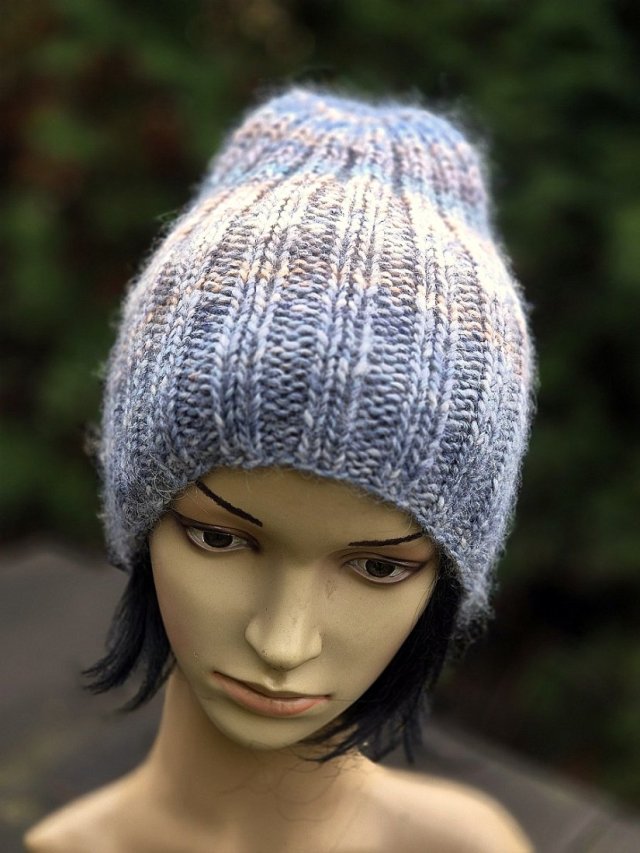 zimowe niebo / czapka z jedwabiem