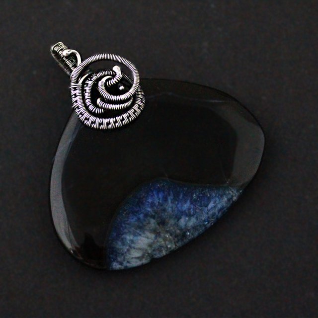 Aura - niezwykły talizman z agatem