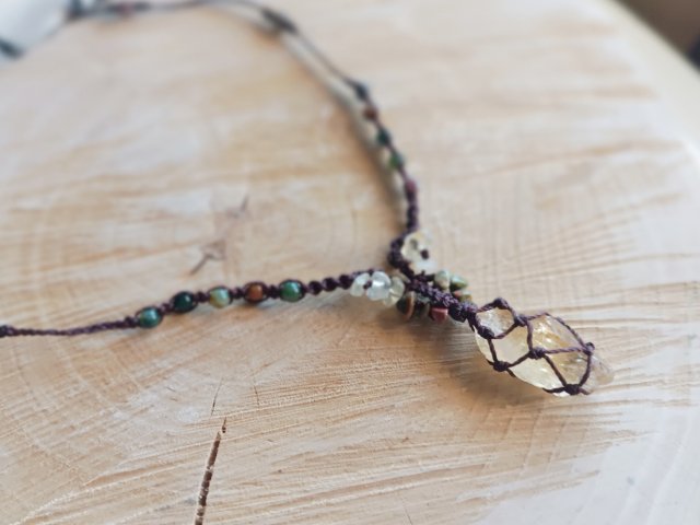 Naszyjnik z cytrynem