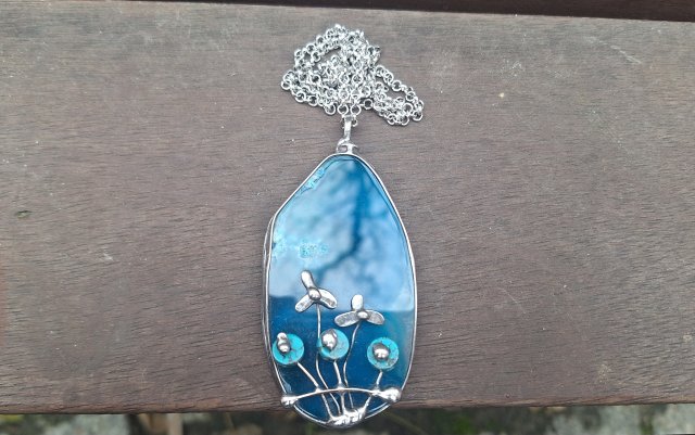 Niebieski ogród - wisiorek