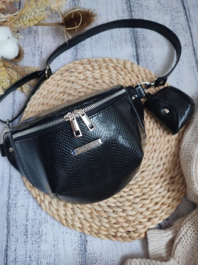 Nerka damska XL lakierowana ekoskóra z tłoczeniem + sakiewka brelok