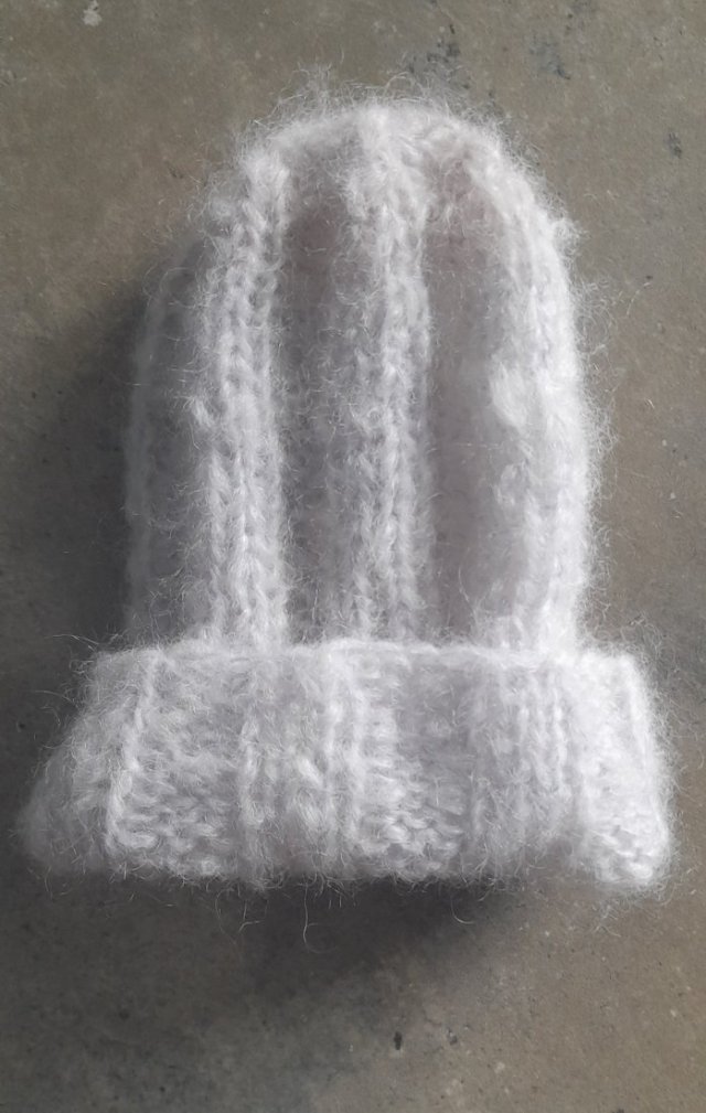 czapka moher gołąbek