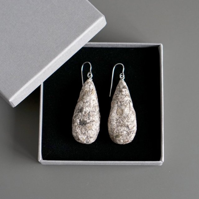 Długie papierowe kolczyki sople