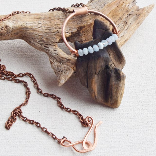Naszyjnik - wisior z miedzi drewna i akwamarynu /6/