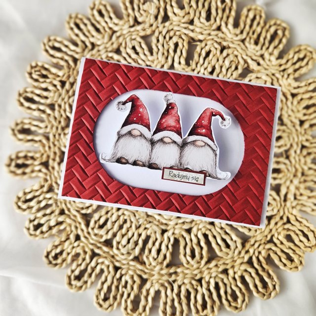 Kartka bożonarodzeniowa z gnomami na dystansie 3