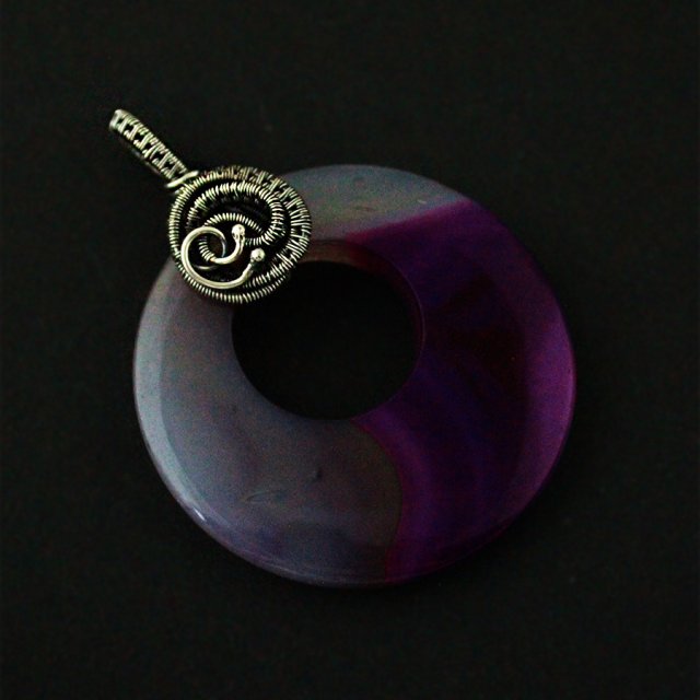 Vienna - wisior wire-wrapping z fioletowym agatem