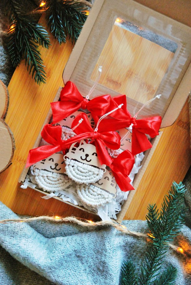 Zawieszki na choinkę kotki | Makrama ozdoby choinkowe - 5 szt.