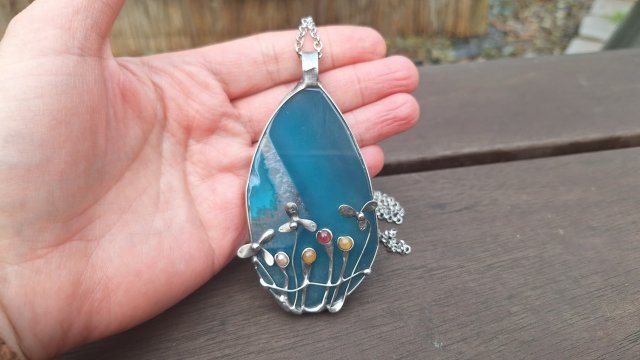 Niebieski ogród - wisiorek