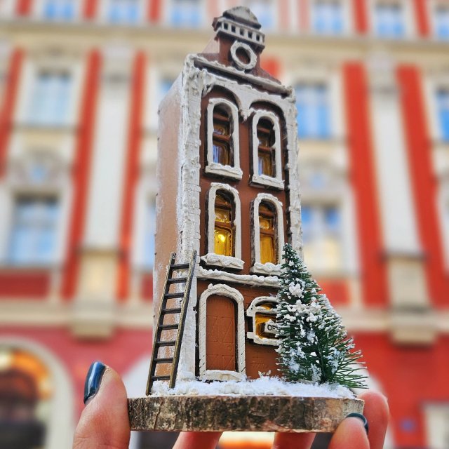 Mini kamieniczka lampion - zimowa