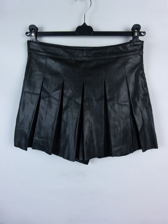 Primark spodenki ekoskóra 12 / 40