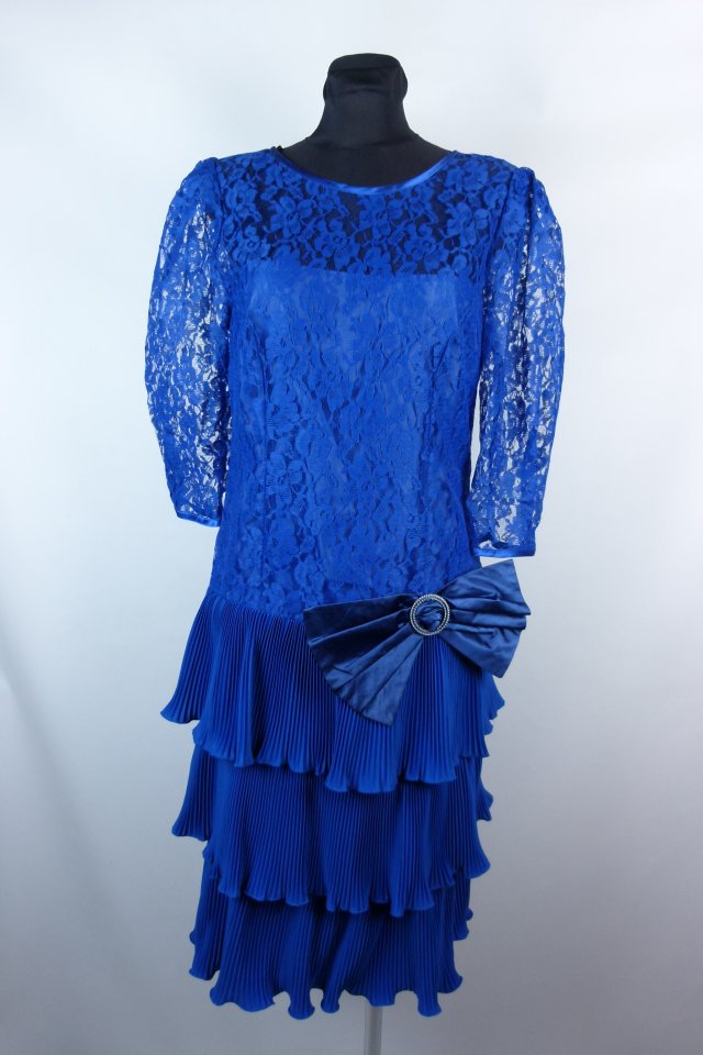 Yessica koronkowa sukienka vintage falbany plisy / 40