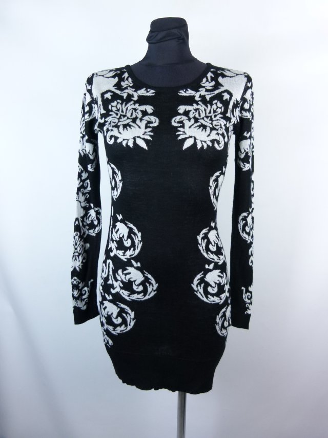 Love Culture sukienka z cienkiej dzianinki sweterkowej / S