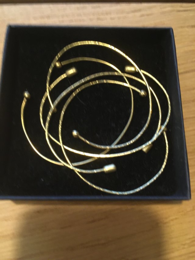 Bransoletki regulowane