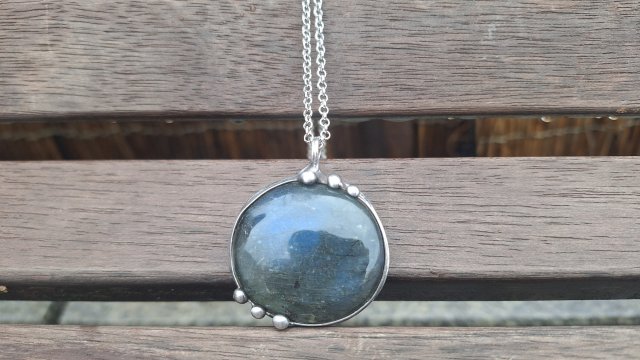 Wzburzone morze - wisiorek