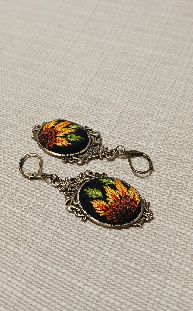 Ręcznie haftowane kolczyki  SZEGED