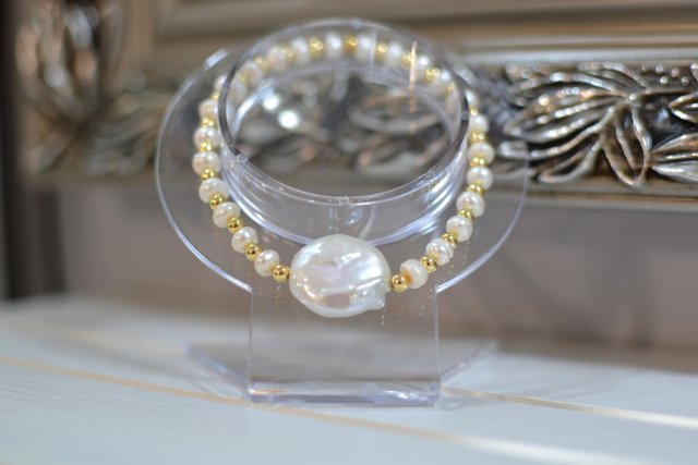 BRANSOLETKA PERLE BAROK Z HEMATYTEM