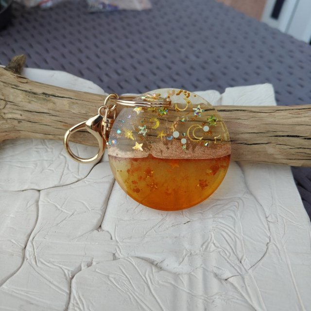 Brelok z żywicy - Złota Galaktyczna Kropla