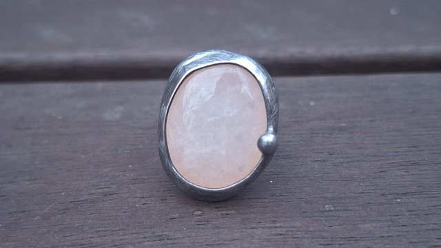 Różowy kwarc - pierścionek regulowany