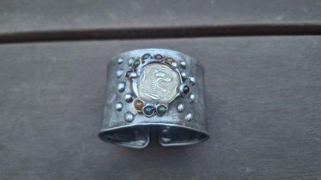 Lew - bransoletka sznurkowa