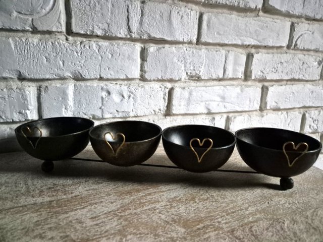 Świecznik z serduszkami