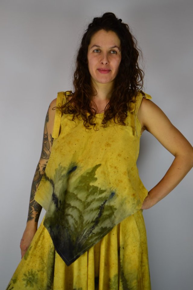 Barwiona roślinami Bluzka Łąka w Słońcu