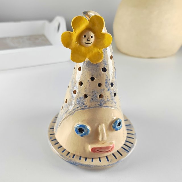 Ceramika lampion z kwiatkiem