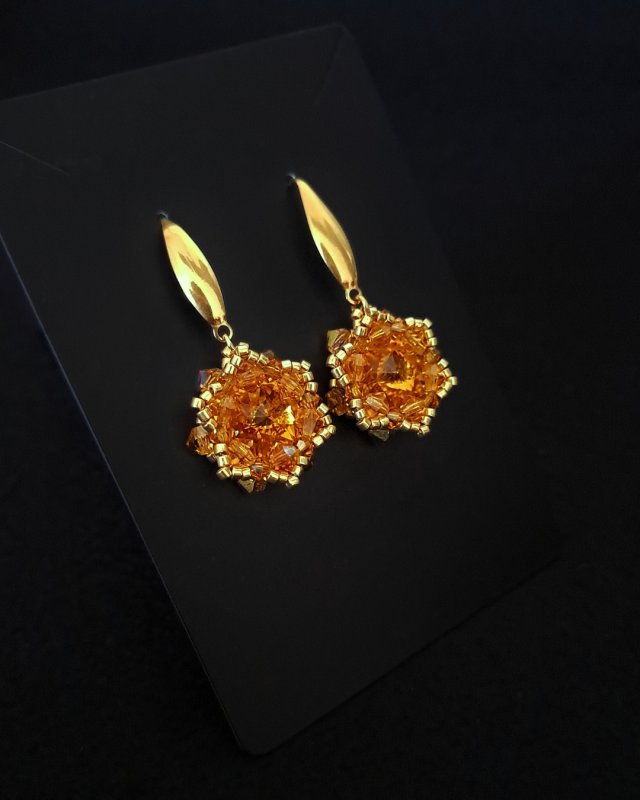 Złote Wiszące Kolczyki "Topaz Maxima" z Kryształkami i Koralikami