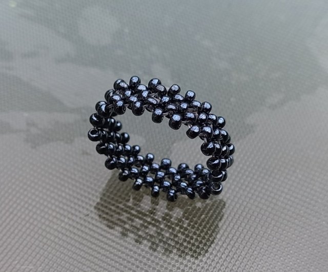 Chmury Deszczowe pleciony pierścionek z koralików