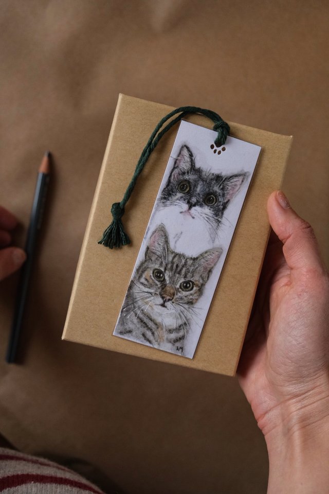 Zakładka do książki z podwójnym portretem malowana ze zdjęcia