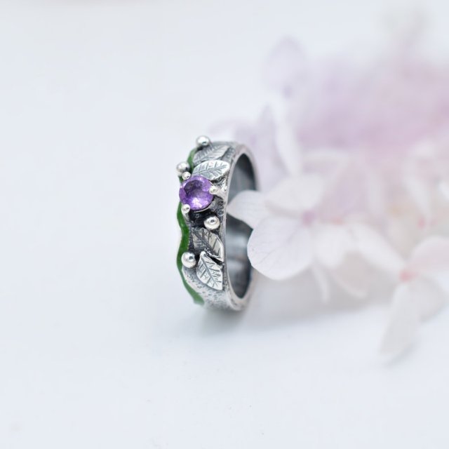 Pierścionek z Listkami i Ametystem