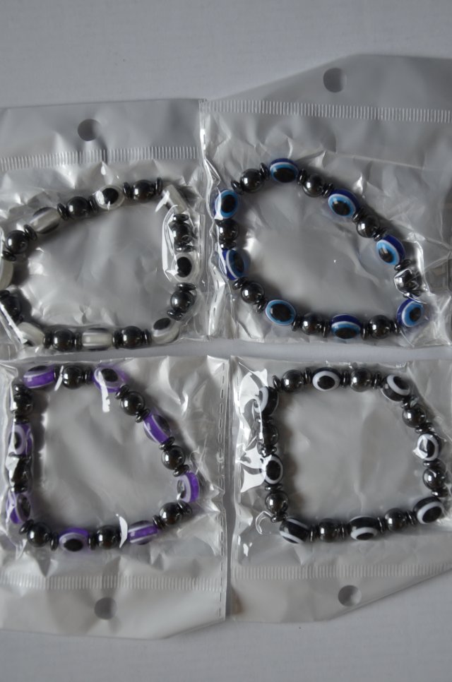 nowe bransoletki oko hematyt na gumce 4 sztuki