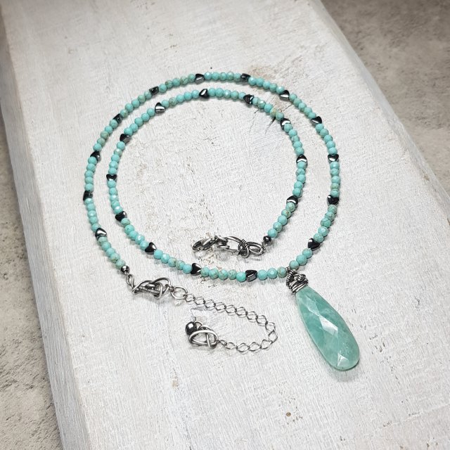 Naszyjnik z amazonitem i turkusikami s216