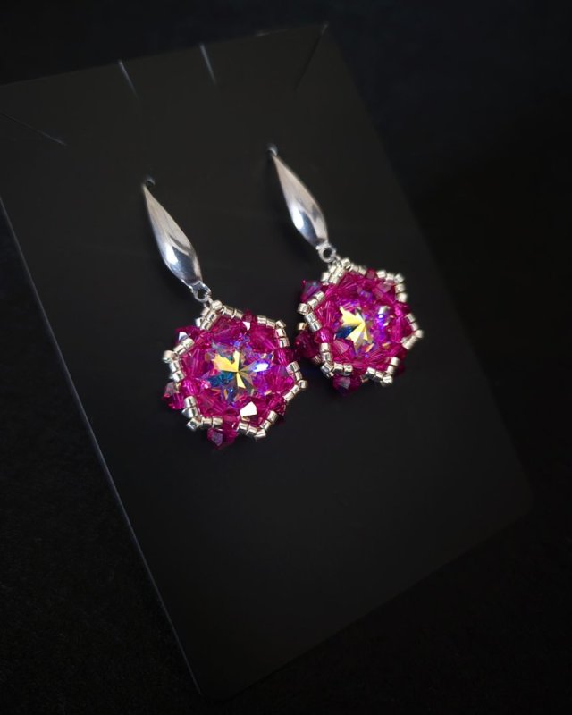 Różowe Wiszące Kolczyki "Crystal Fuchsia" z Kryształków Preciosa