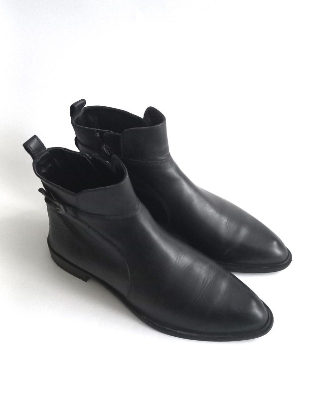 Lasocki skórzane granatowe botki