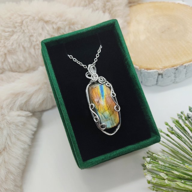 Naszyjnik Labradoryt Wielokolorowy stal chirurgiczna wisiorek handmade wirewrapping