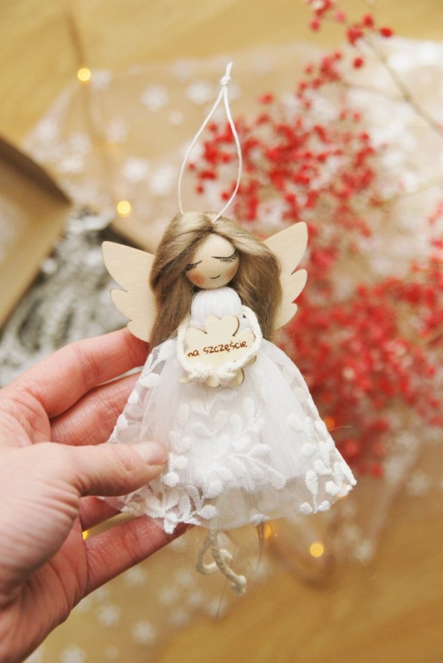 Makramowa zawieszka Anioł - na szczęście | Pakowanie na prezent gratis