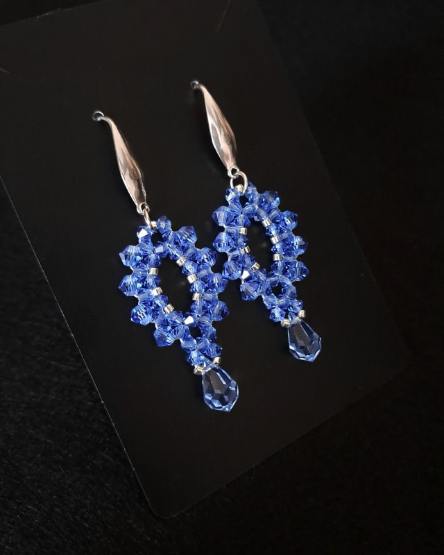 Długie Wiszące Kolczyki "Sapphire Clarity" z Koralików i Kryształków