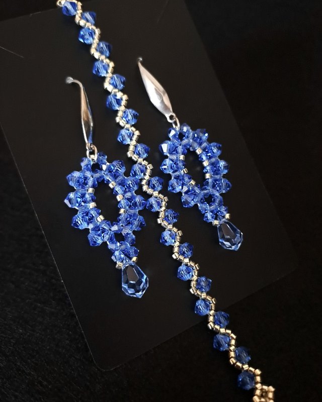 Komplet Biżuterii "Sapphire Clarity" - Bransoletka i Kolczyki z Koralików i Kryształków