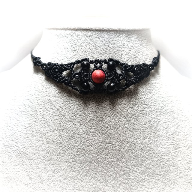 Naszyjnik Pandorki czarny ażurowy agat z onyksami w makramie bocho chic