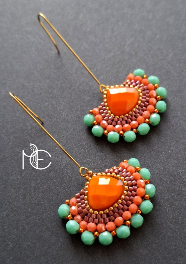 w szkle kolorowym no8