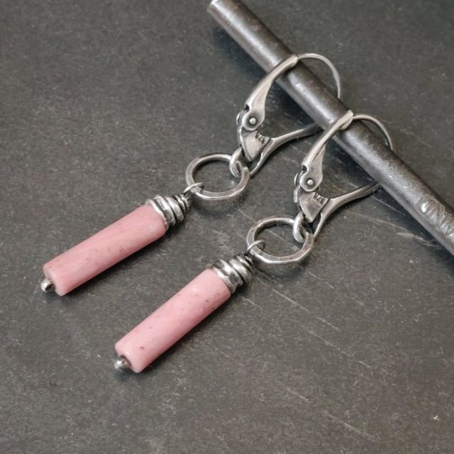 Kolczyki z rodonitem