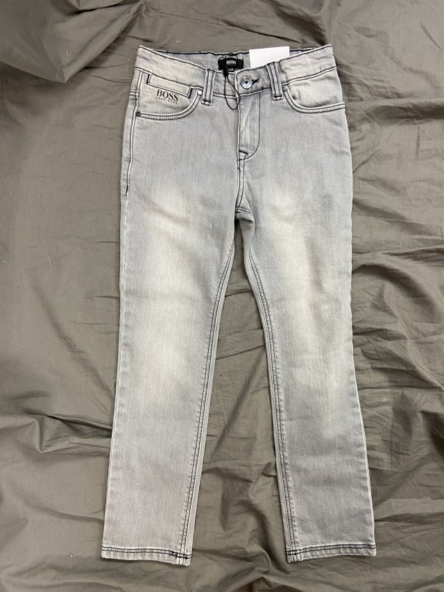 hugo boss jeansy dziecięce 128