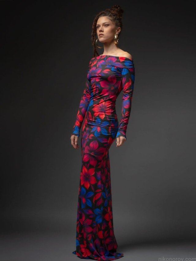 Sukienka z odsłoniętymi ramionami - Julia Maxi Flower Power